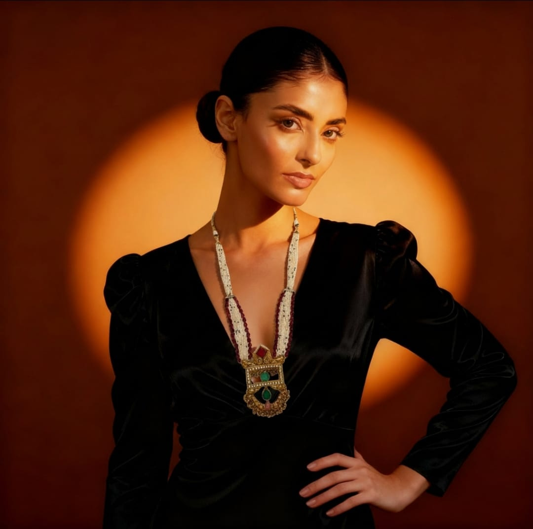 Gold-Tone Traditional Statement Necklace